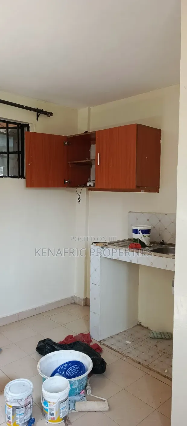 Studio Apartment in Polyview, Kibuye for rent