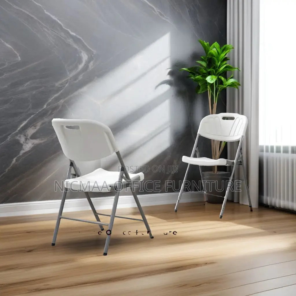 White Foldable Chair