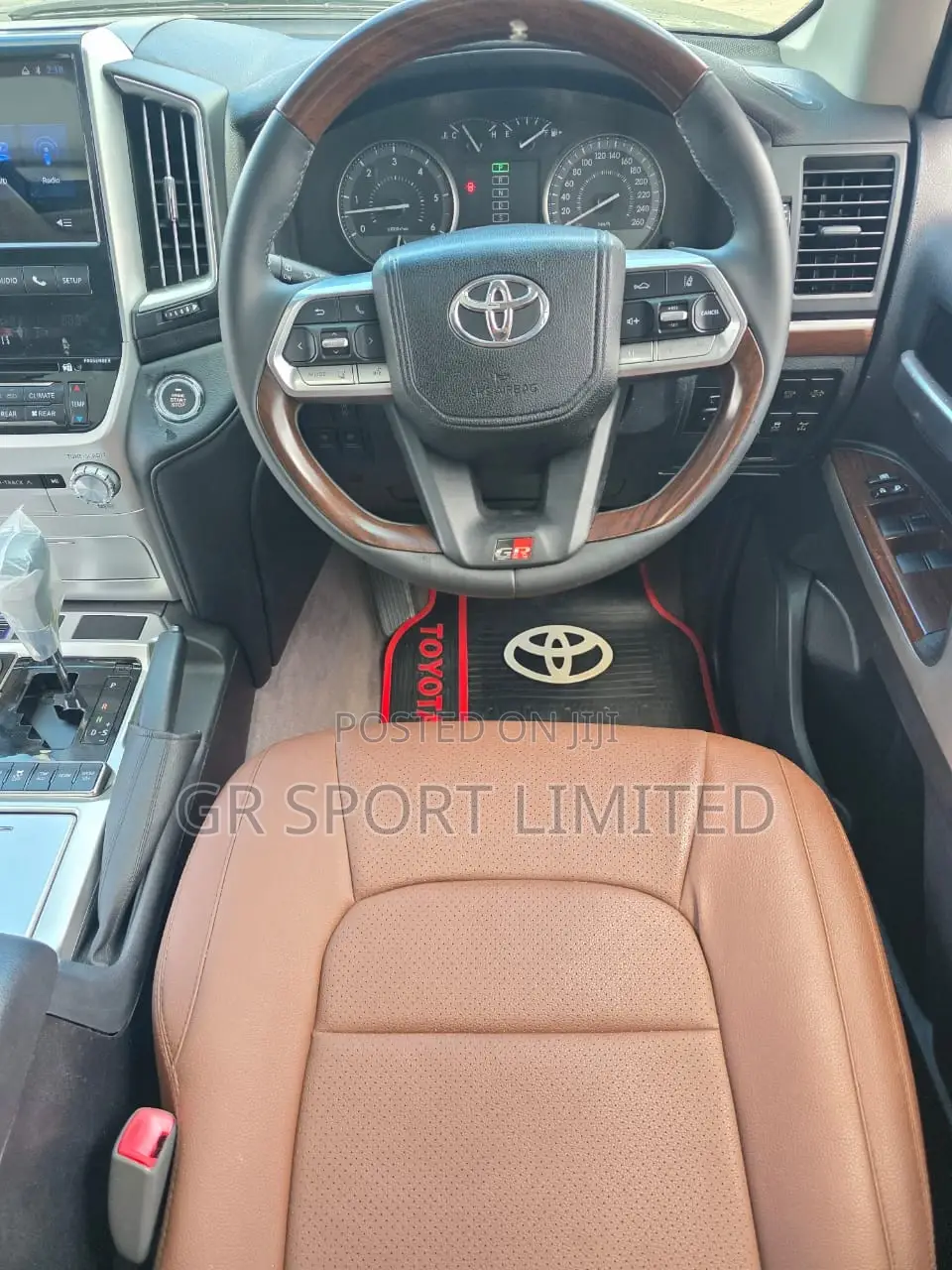 Toyota Land Cruiser 4.5 V8 VXR 2018 Green