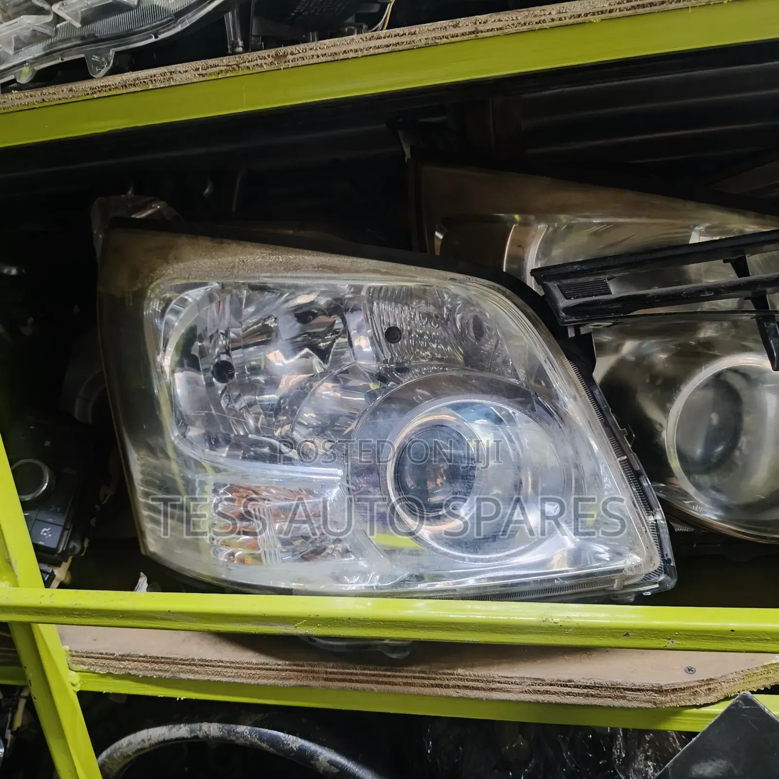 Toyota Noah 2008 Xenon Headlight