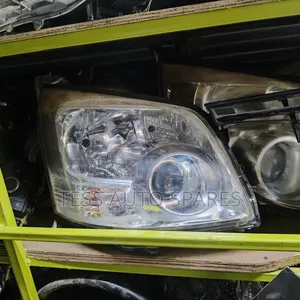 Toyota Noah 2008 Xenon Headlight
