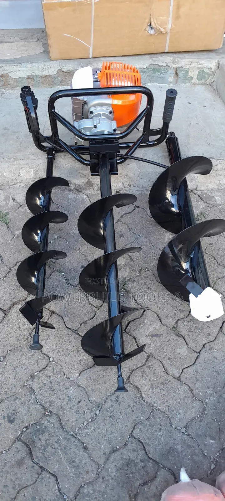 Hawking Earth Auger With 4",6" 8" Drilling Bits (4 Stroke)