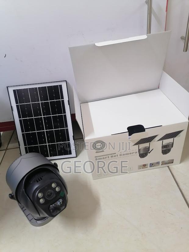 Single Lens 4g Simcard Solar PTZ Colored Camera