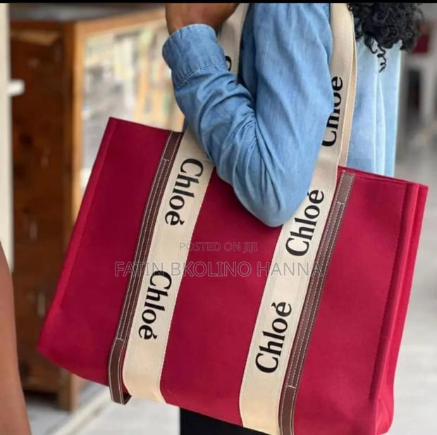 Spacious Shoulder Bag Chloe - main view