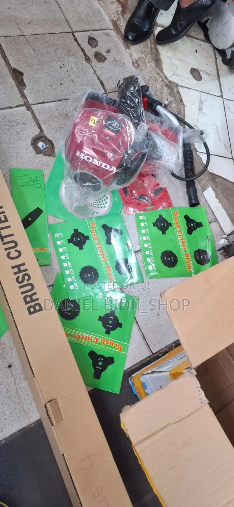 Honda 4stroke Brush Cutter 8blades