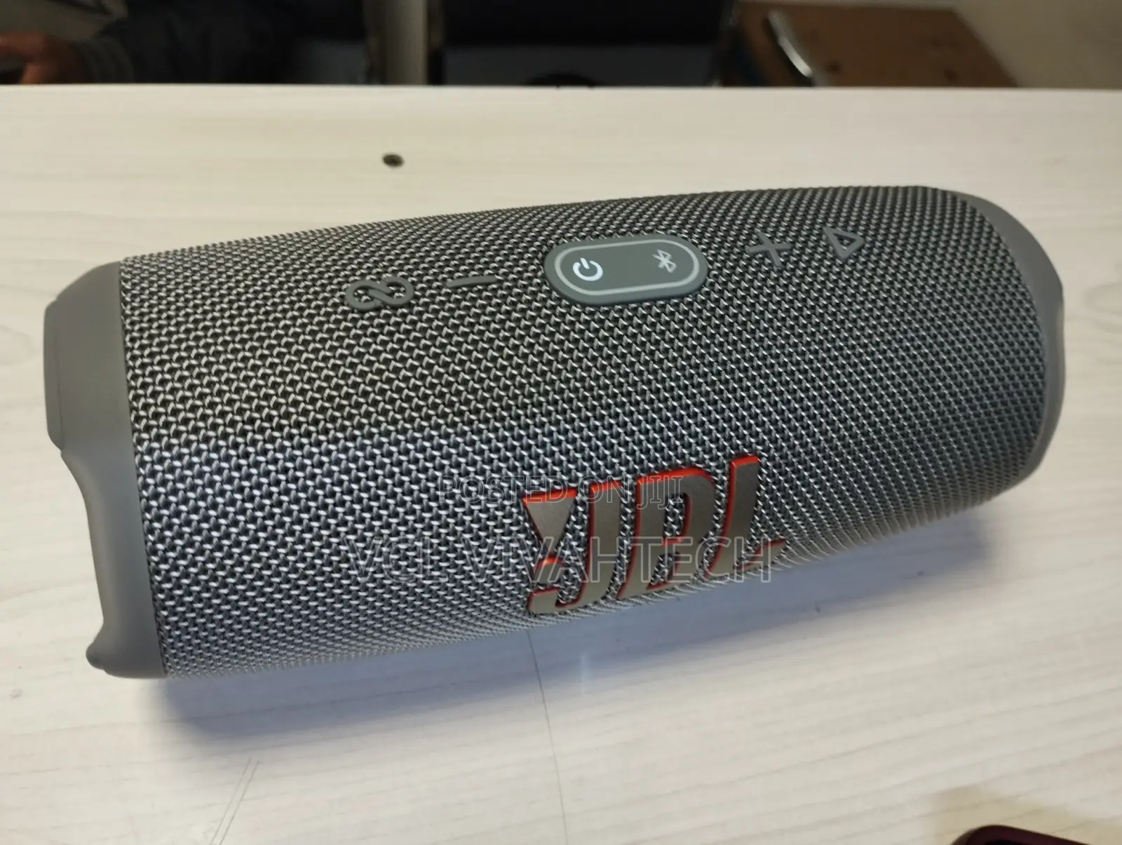 JBL Charge 5