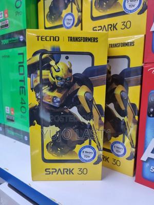 New Tecno Spark 30 128 GB White - main view