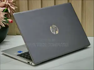 New Laptop HP 240 G9 8GB Intel Core I7 SSD 512GB