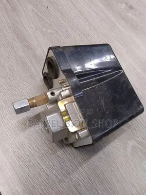 Compressor Pressure Switch