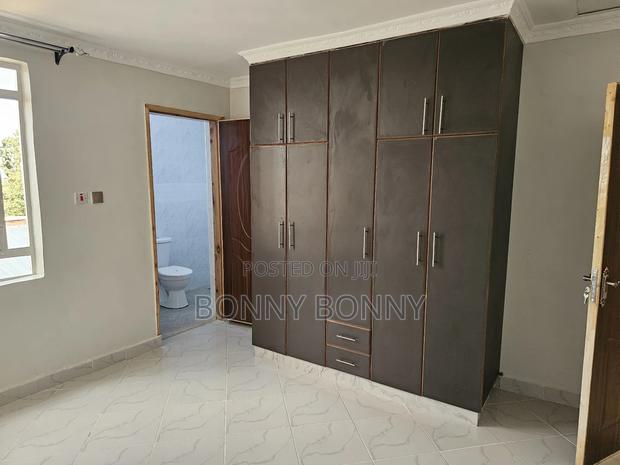 3bdrm Mansion in Kiamunyi for sale - thumbnail 11