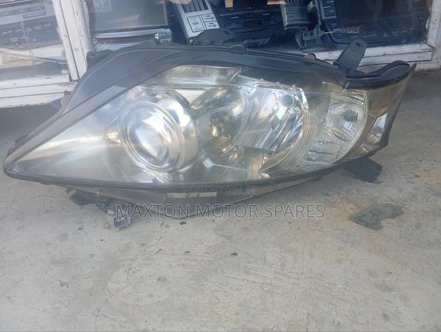 Headlight Lexus Rx270 - main view