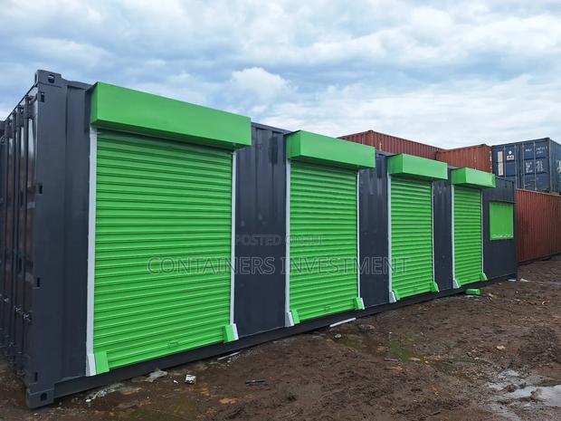 40ft Shipping Container With Stalls- Low Cube Container. - main view