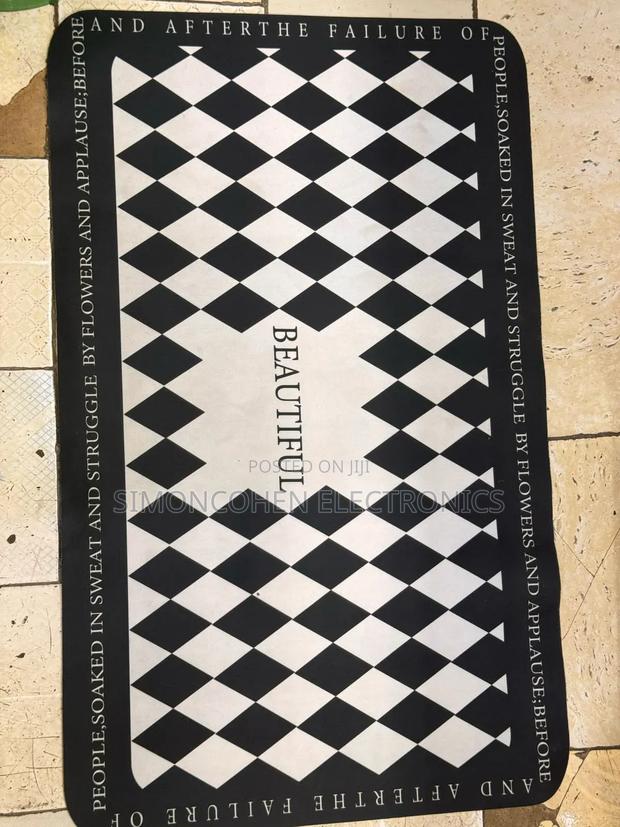 Antislip Absorbent Bathroom/Kitchen Matwith Rubber Underside - main view