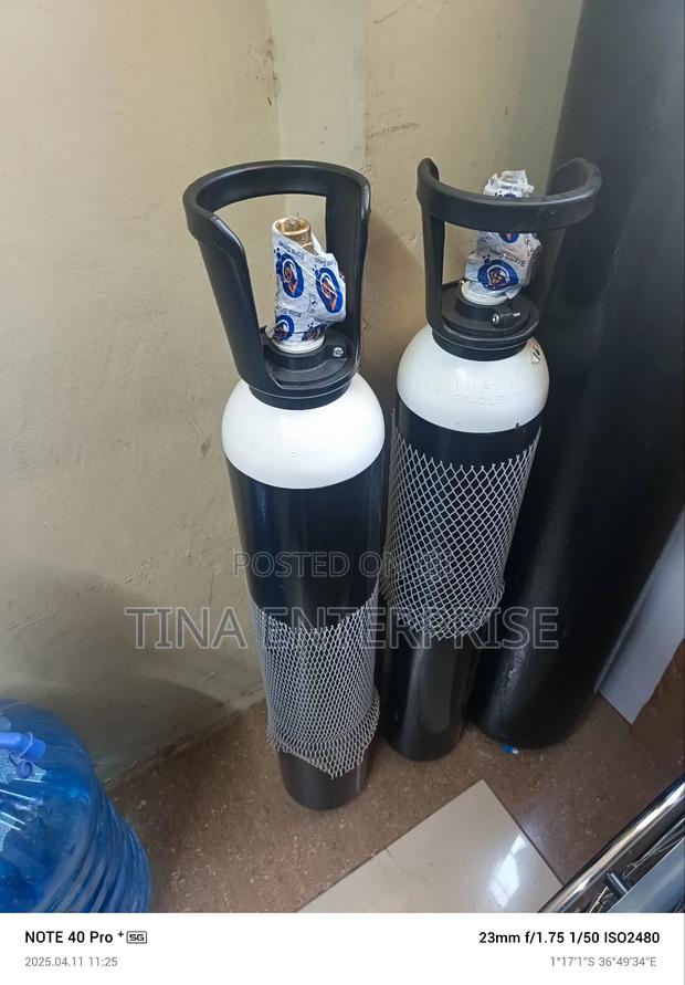 Oxygen Gas - thumbnail 2
