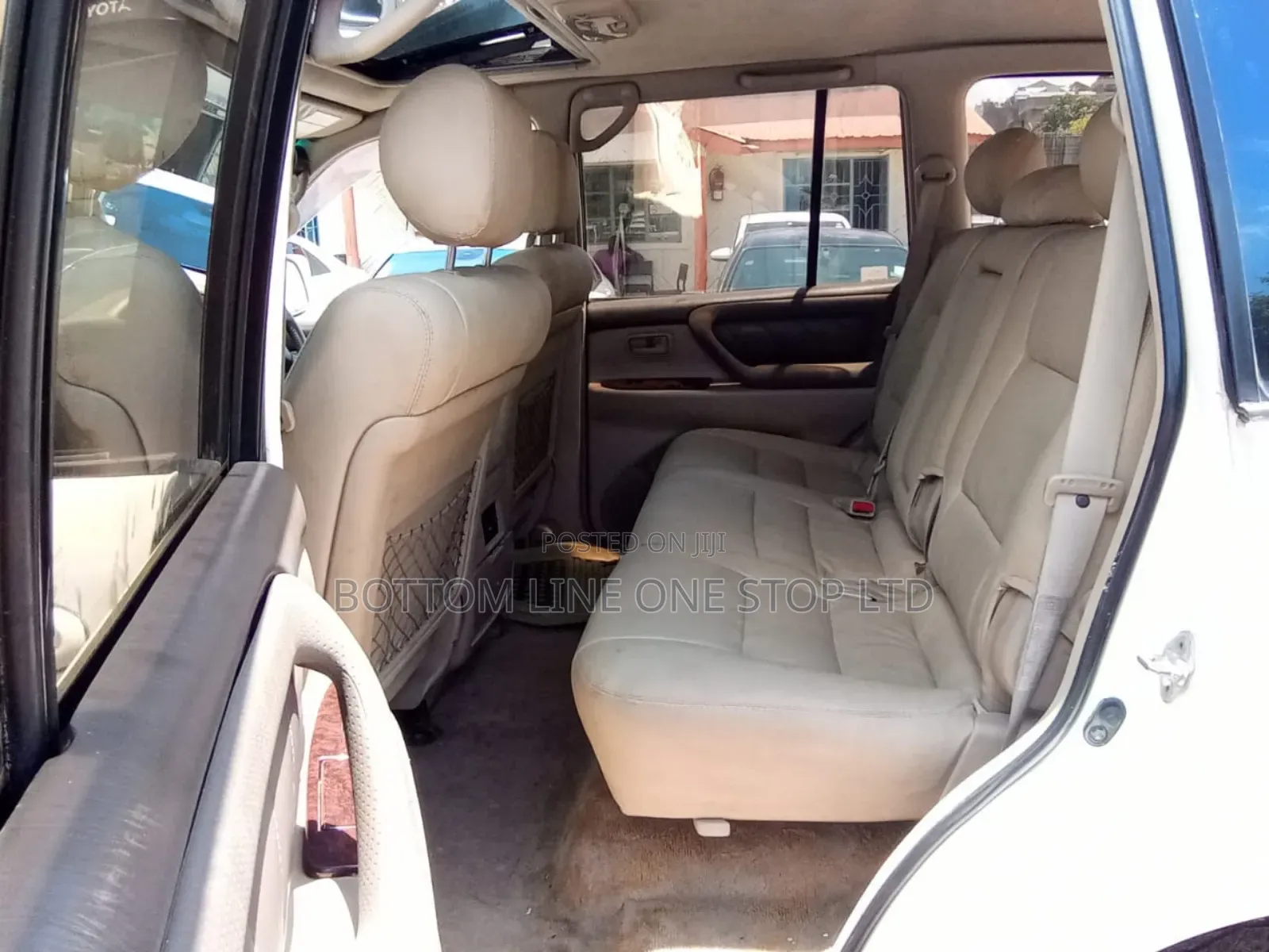 Toyota Land Cruiser 2001 Pearl