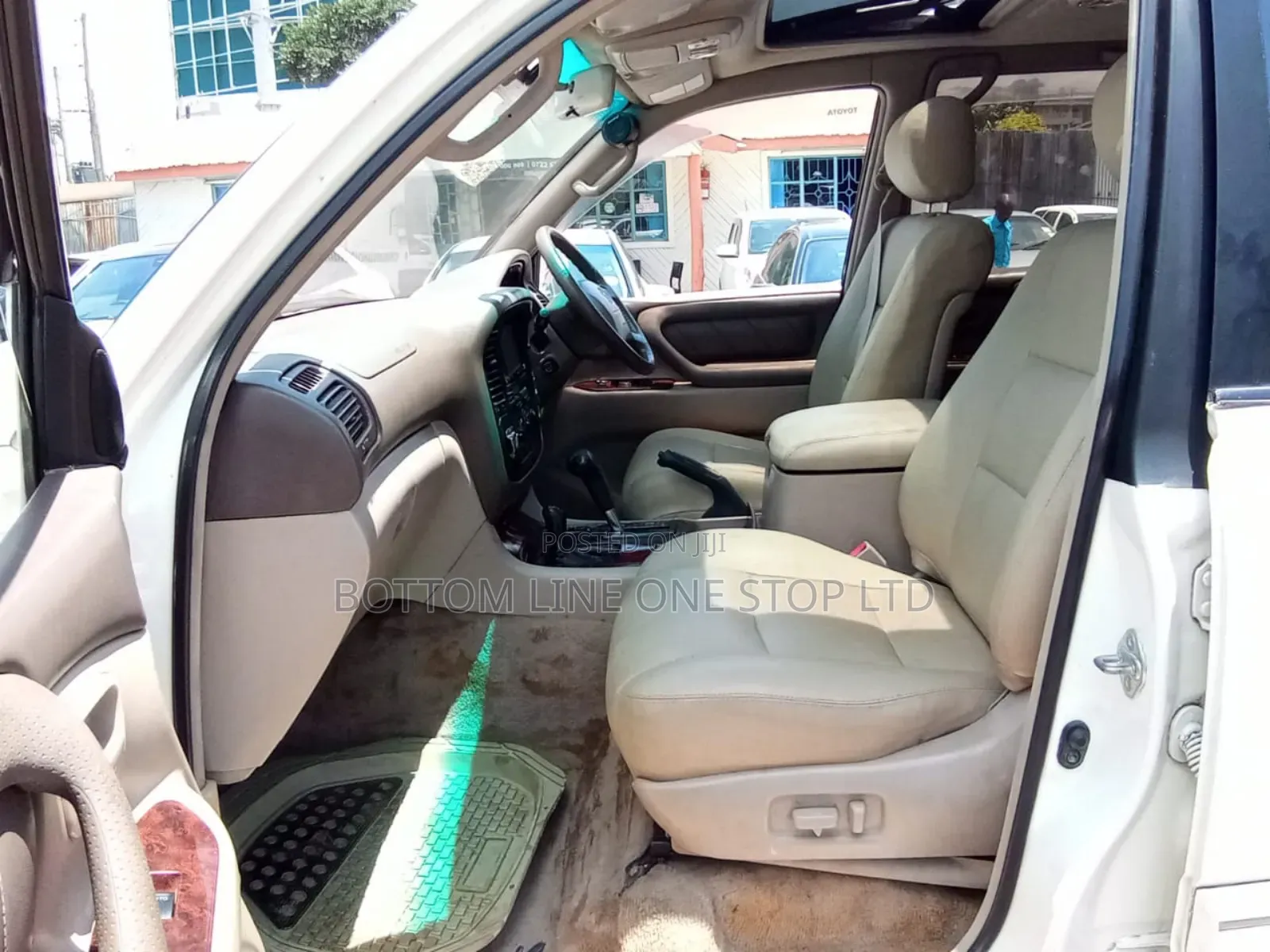 Toyota Land Cruiser 2001 Pearl