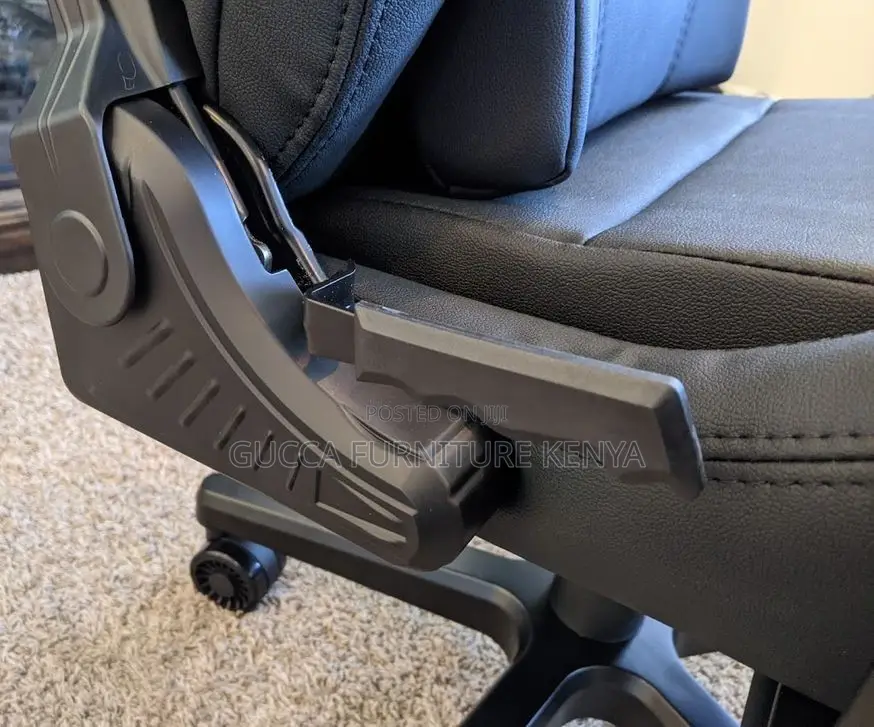 Office Chairs:Ultimate Black Leather Gaming Office Chair