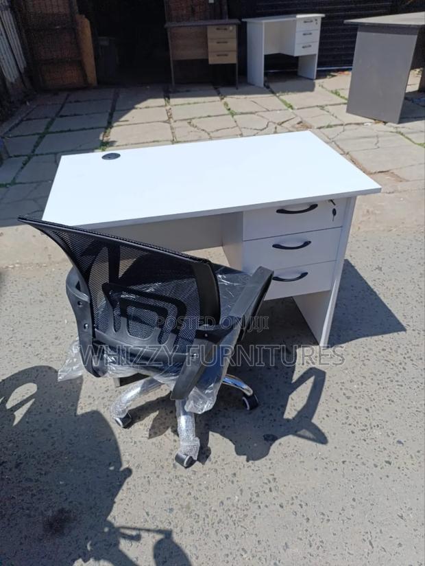 Study Room Table Chair - thumbnail 3