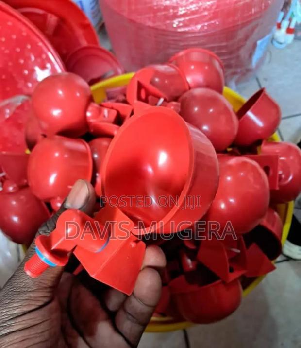 Automatic Poultry Red Cups Drinkers Available - 10 Pieces - thumbnail 3