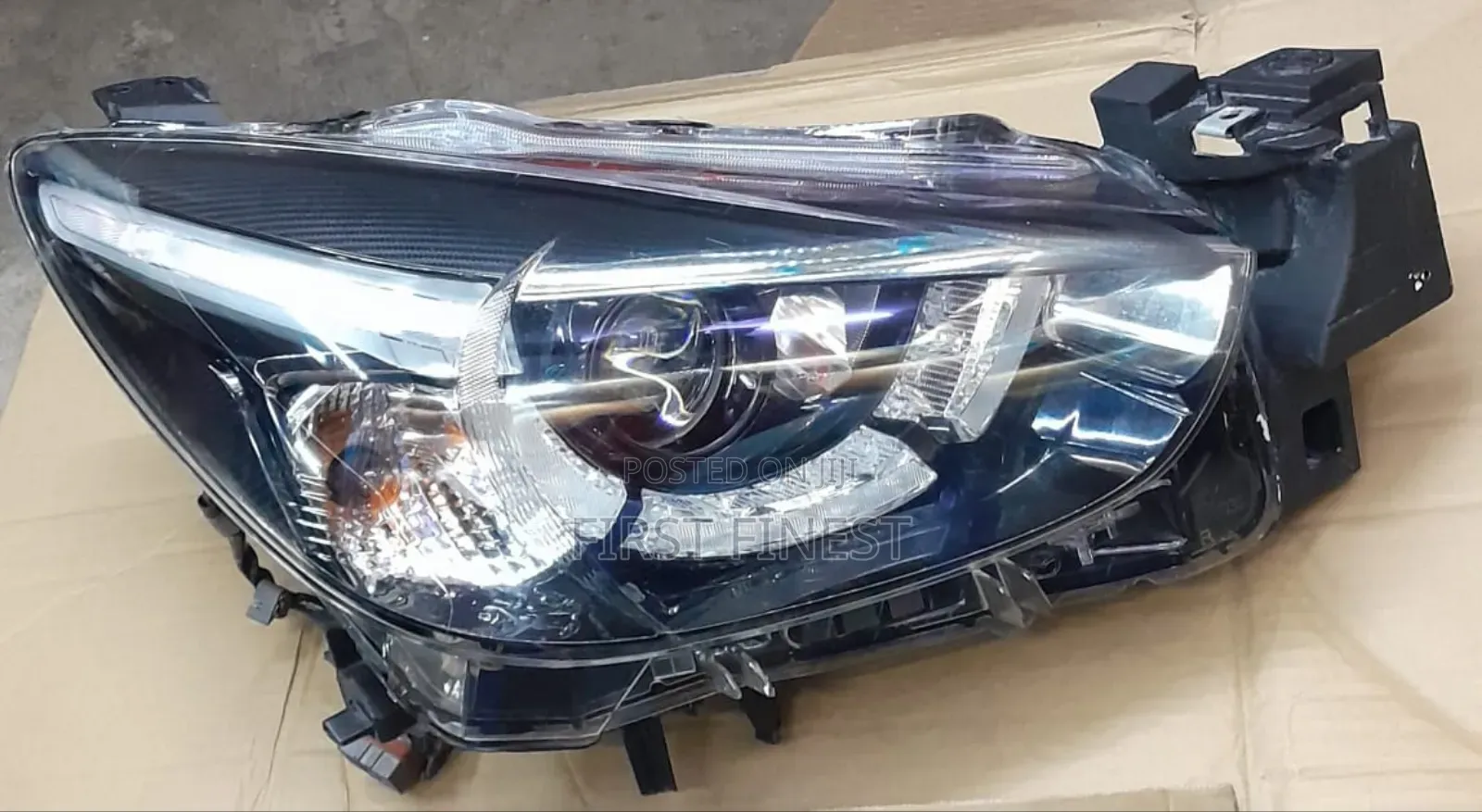 Demio 2015 Xenon Headlights