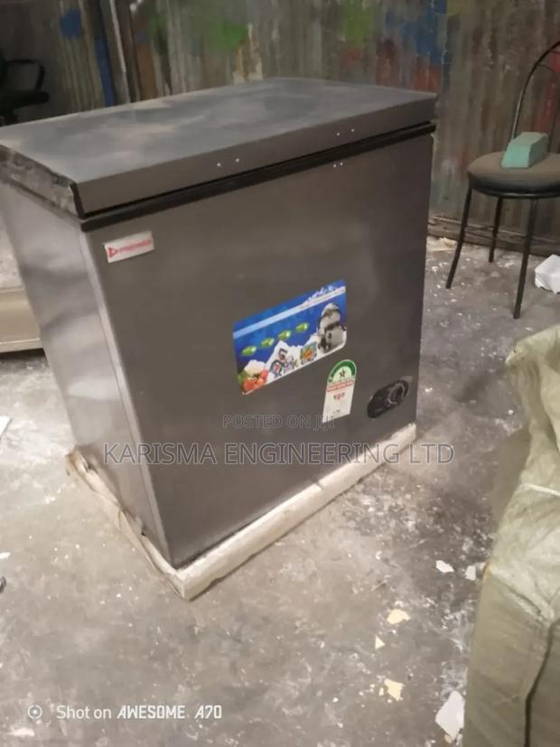 Chest Freezer 300l