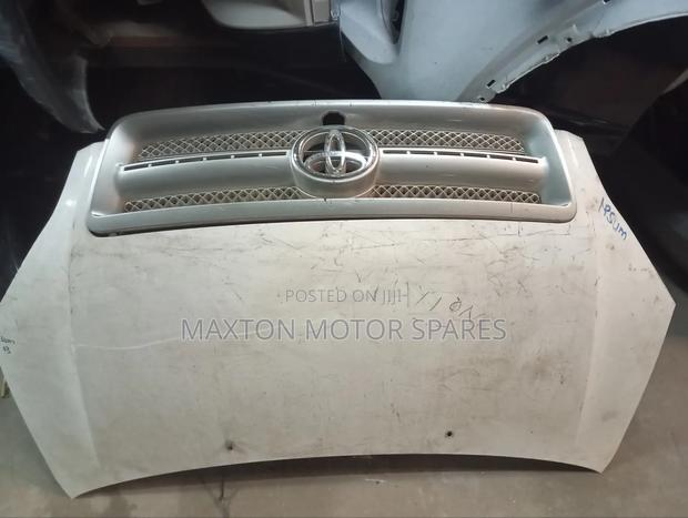 Bonnet Assy Ipsum 2002 With Grill