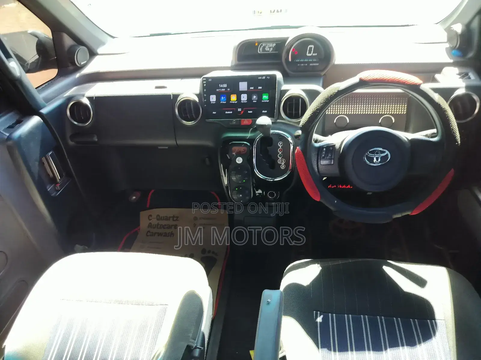 Toyota Spade 2017 Burgundy