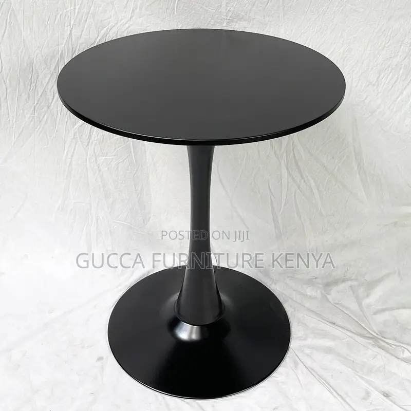 Dining Tables:Round Tulip Table Marble Top Iron Leg