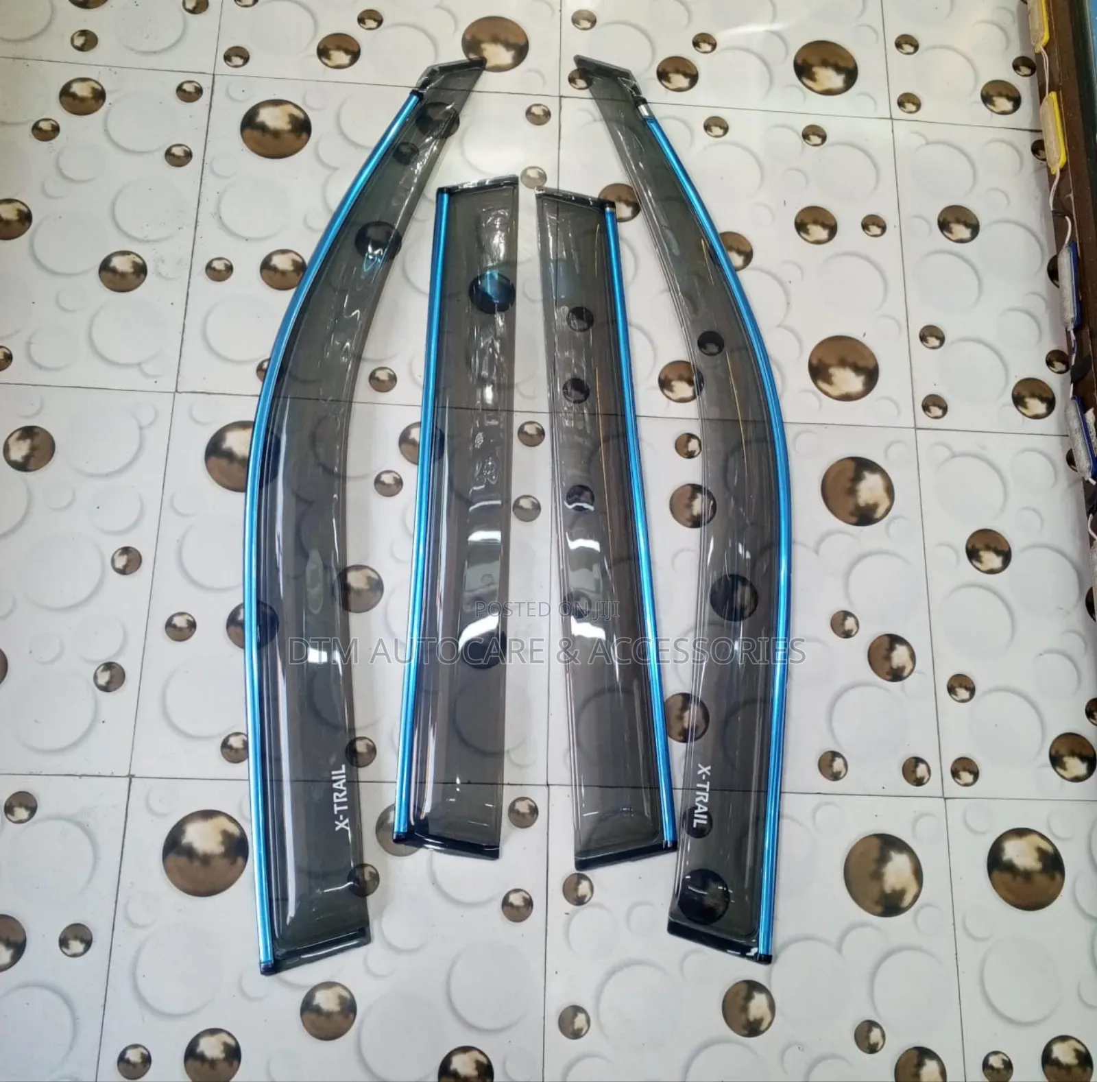 Windbreaker Nissan X-Trail 2008