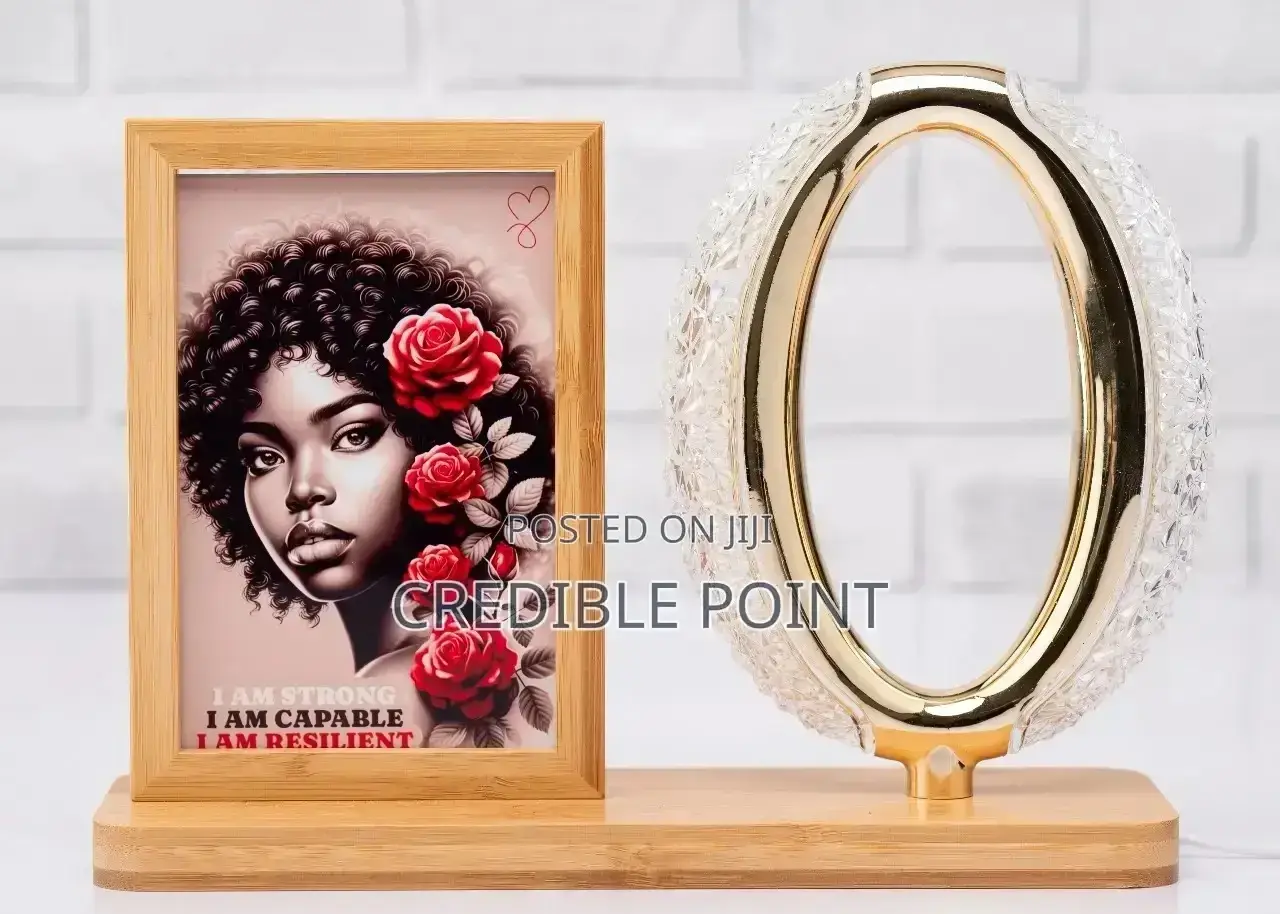 Stylish-Table-Frames-With-Light