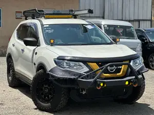 Nissan X-Trail 2.0 Petrol FWD 2019 Pearl