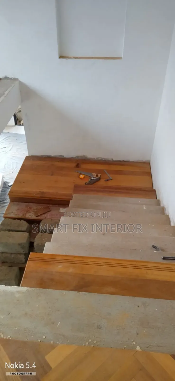Staircase/Wooden Floors/Handrail/Doors Installation