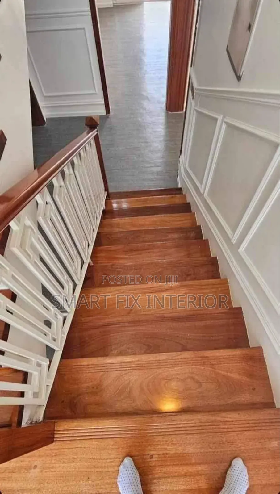 Staircase/Wooden Floors/Handrail/Doors Installation