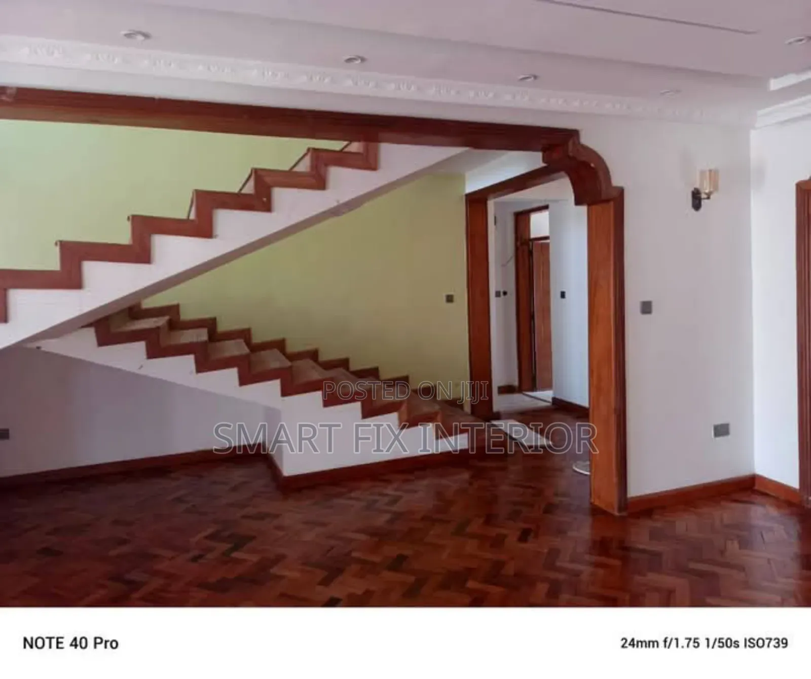 Staircase/Wooden Floors/Handrail/Doors Installation
