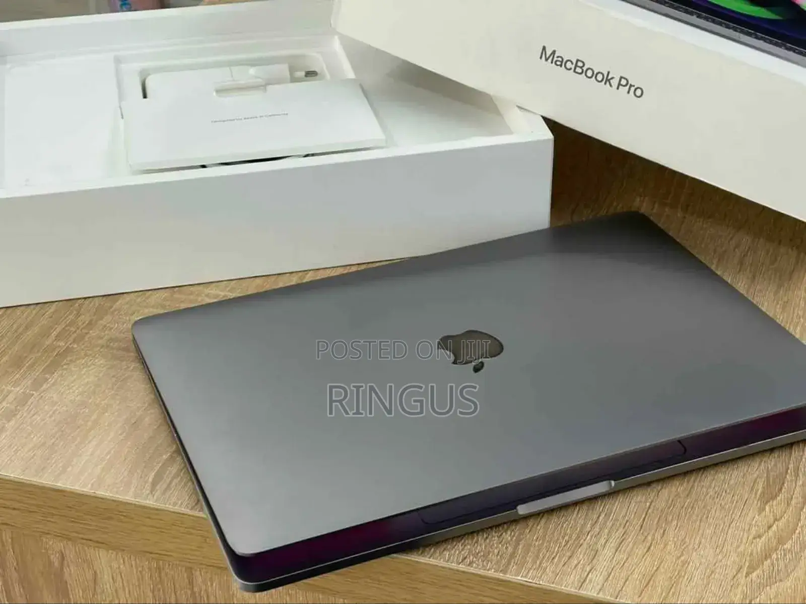 Laptop Apple MacBook 2020 16GB Apple M1 SSD 1T
