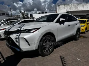 Toyota Harrier 2023 White