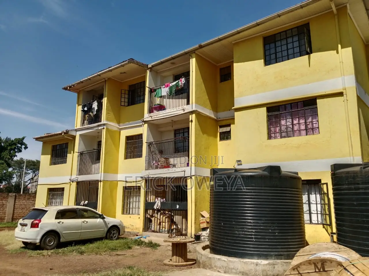 2bdrm Block of Flats in Elgon, Carwash for sale