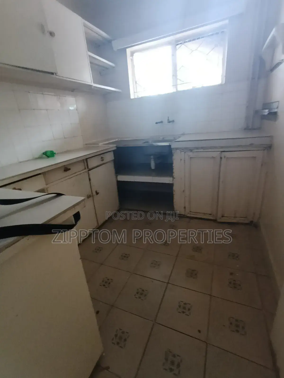 3bdrm Maisonette in Nairobi West for rent