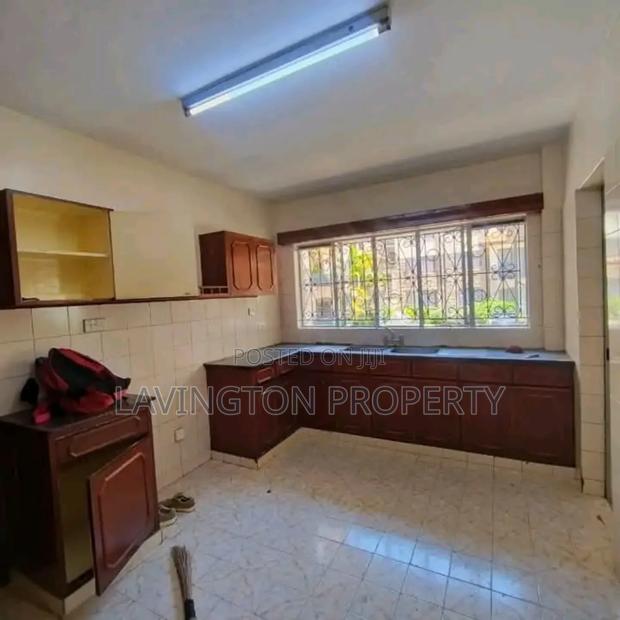 4bdrm Apartment in Kilimani, State House Area for rent - thumbnail 2