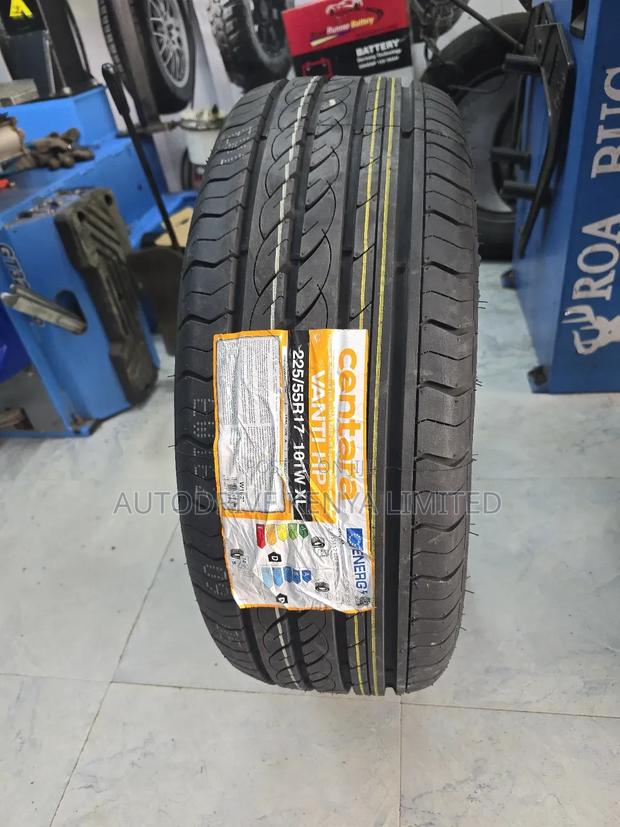 225/55r17 Centara Vanti H/P Tire