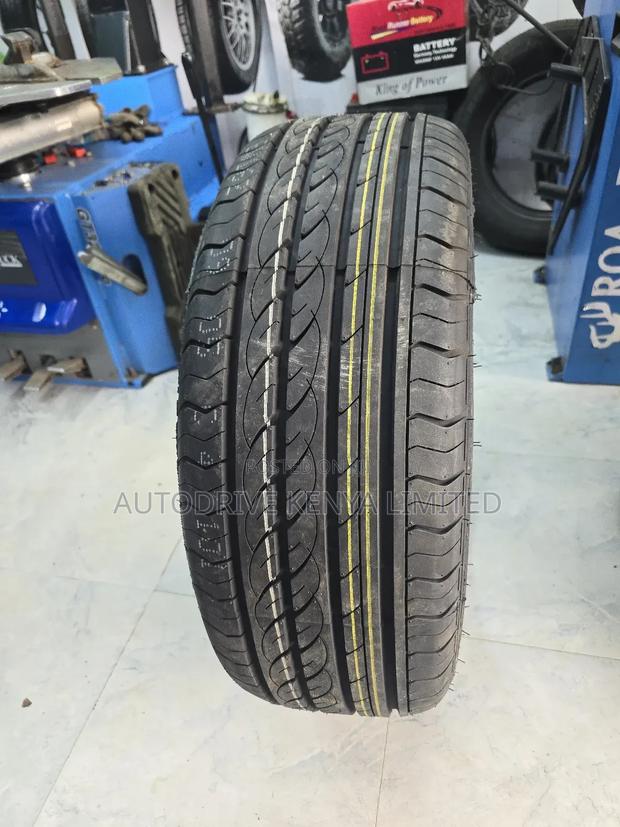225/55r17 Centara Vanti H/P Tire - thumbnail 2