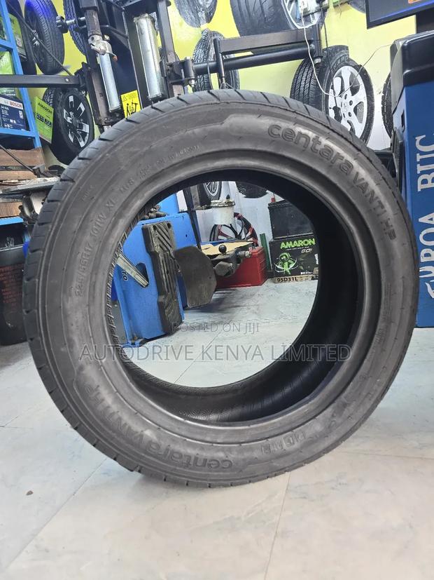 225/55r17 Centara Vanti H/P Tire - thumbnail 3