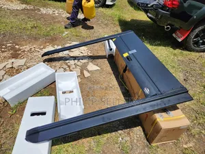 High Strength Aluminum Mounting Clamps Secures the Side