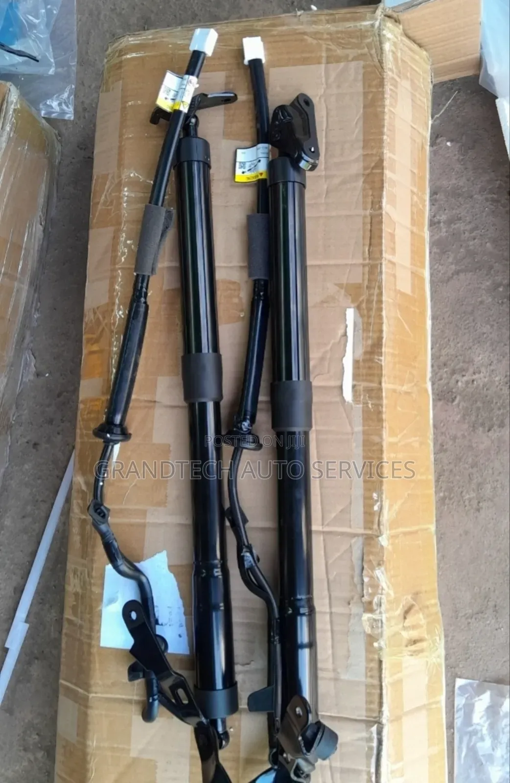 Toyota Harrier 204-2018 Original Boot Shock
