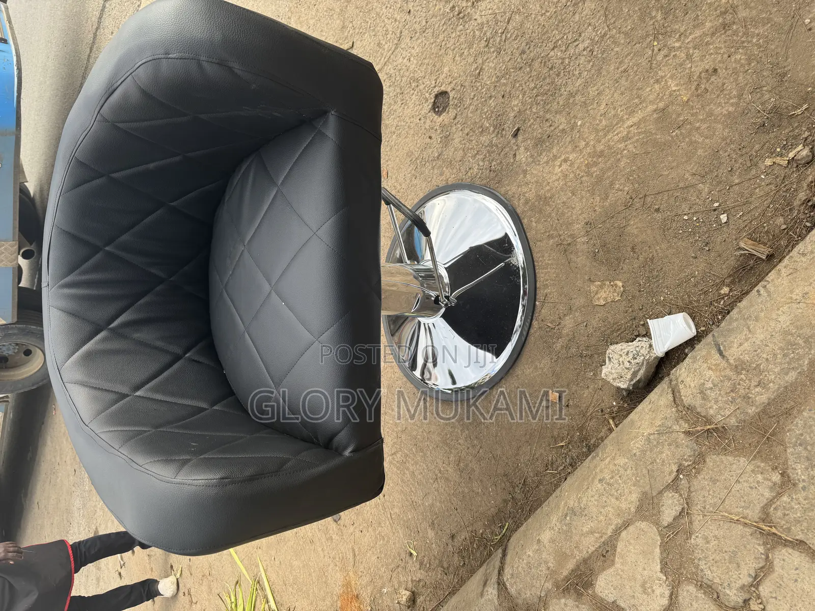 Hydrolic Black Styling Chair