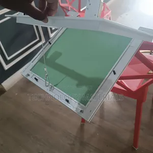 Trap Door With Hinges (30*30)