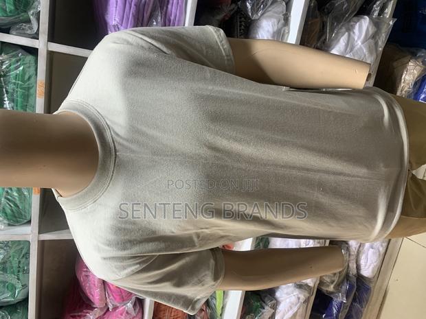 Plain Tshirts - thumbnail 3