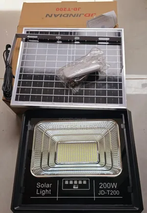200w Dusk to Dawn Solar Floodlight