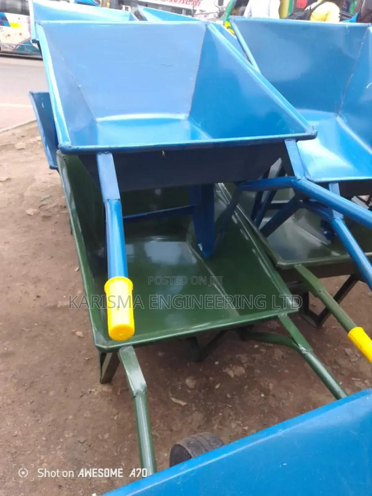 Heavy Duty Wheelbarrow
