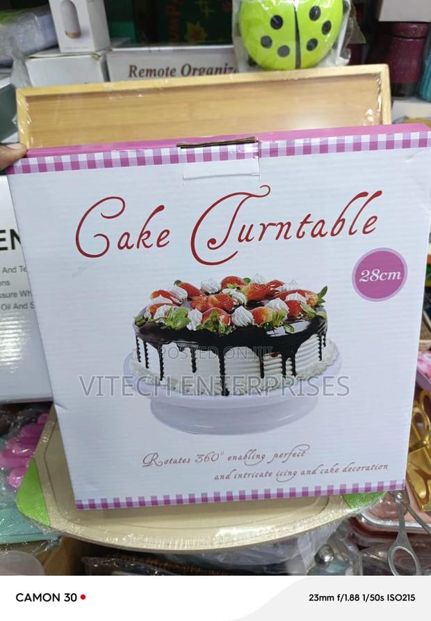 Cake Turntable - main view